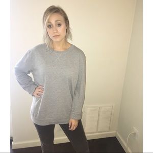 Grey crew neck (Steve’s) 🌙